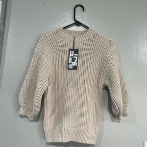 NWT FUTURE COLLECTIVE Women’s Bubble Sleeves Crewneck Sweater.    Khaki. XS